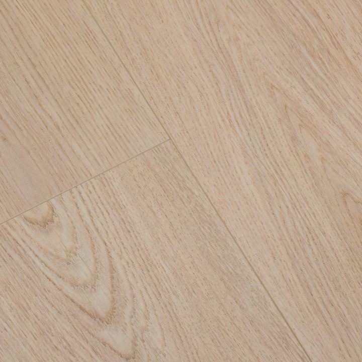 Resultado visual del acabado en Finfloor 12 Roble Fado Brisa 343 B