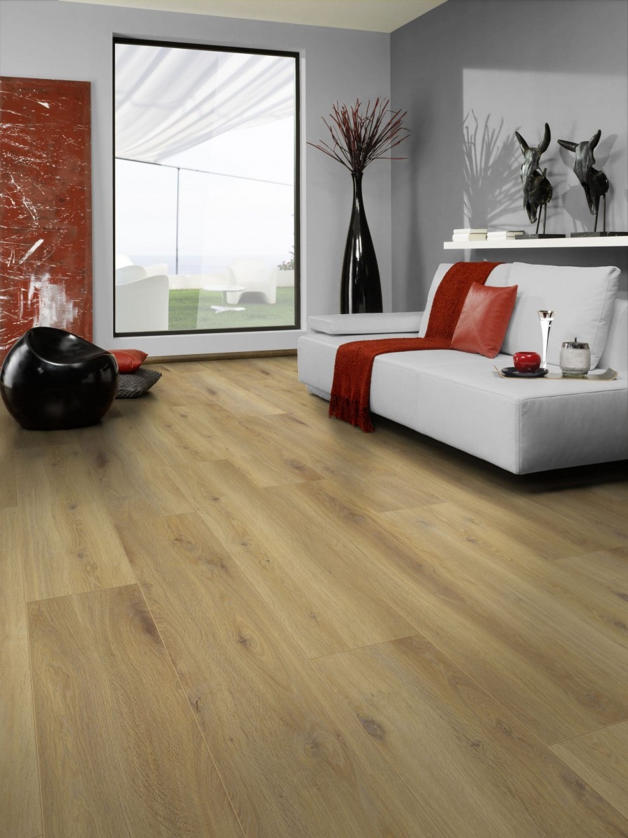 Vista del material instalado de Kronotex Roble Bilbao